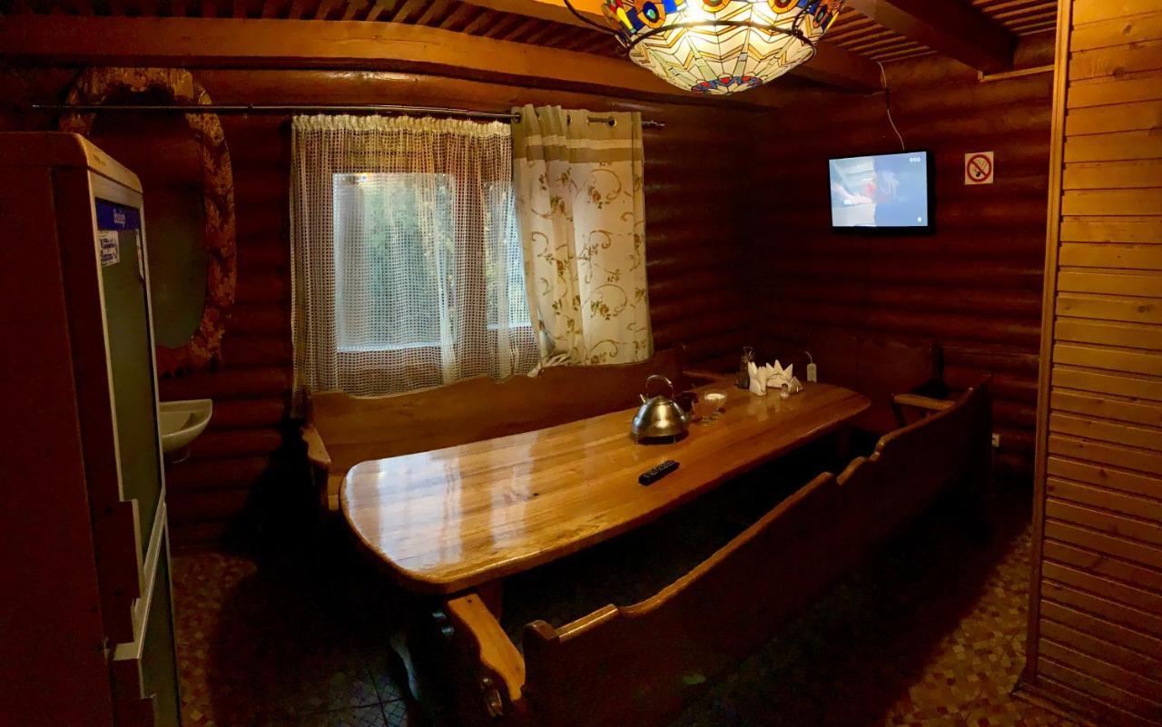 Рутенія Hotel Svalyava Exterior photo